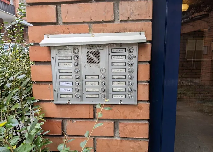 Deja Free Parking شقة بلغراد